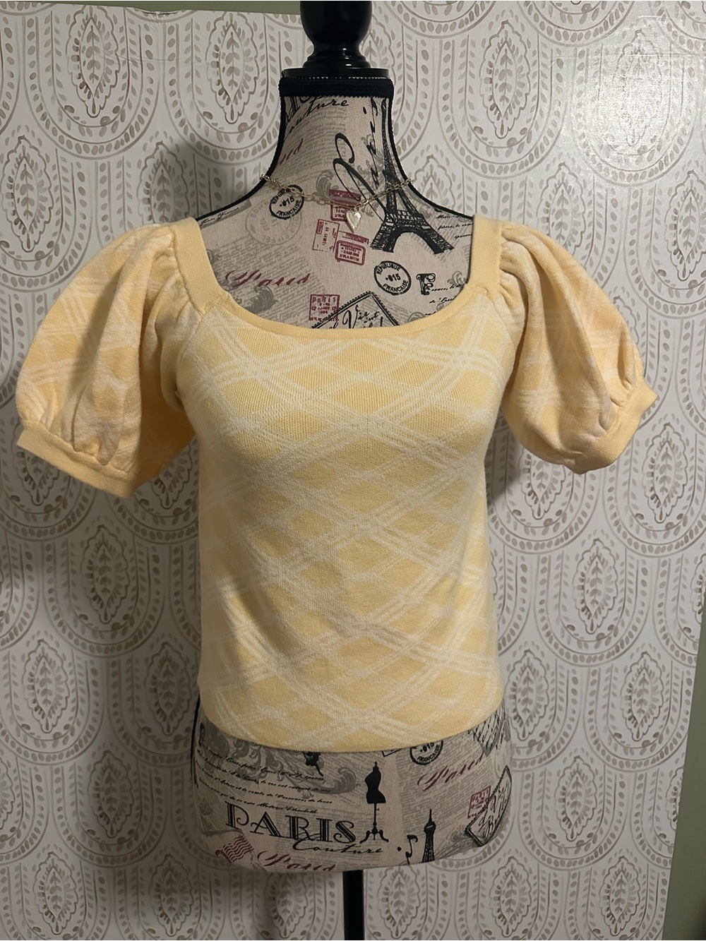 Promesa Yellow Puff Sleeve Knit Crop Top. By Promesa